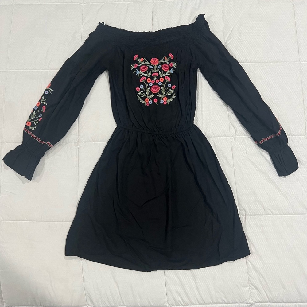 Hollister Black and Red Off-Shoulder Sundress with Bishop Sleeves
